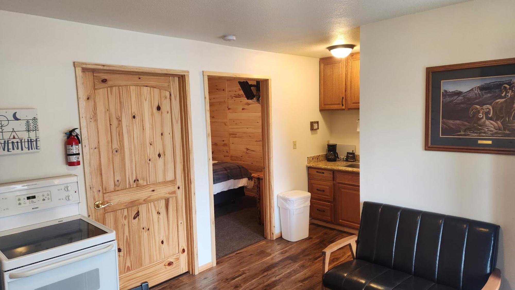 Beargrass Lodging & Rv Resort Hungry Horse 외부 사진