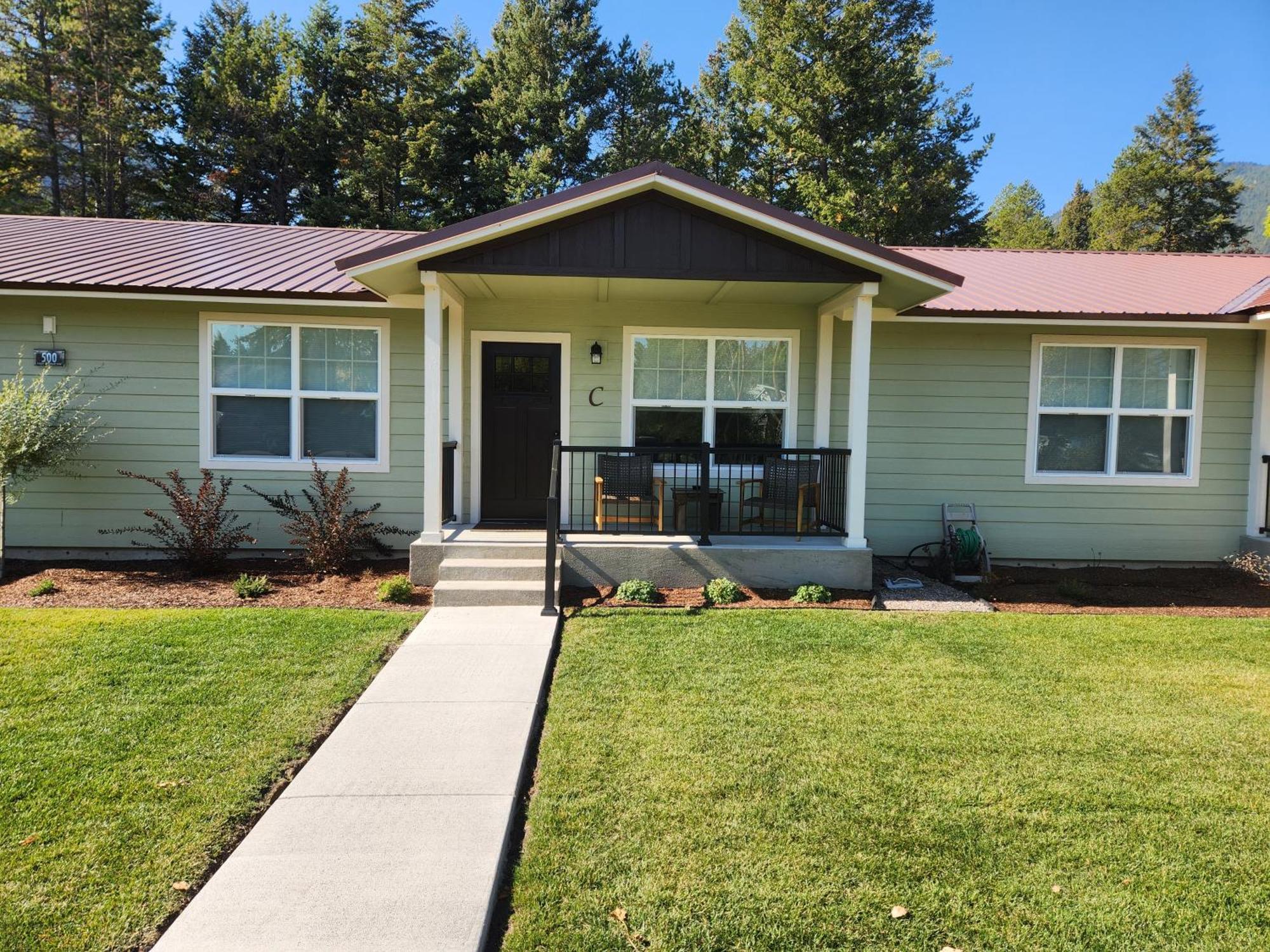 Beargrass Lodging & Rv Resort Hungry Horse 외부 사진