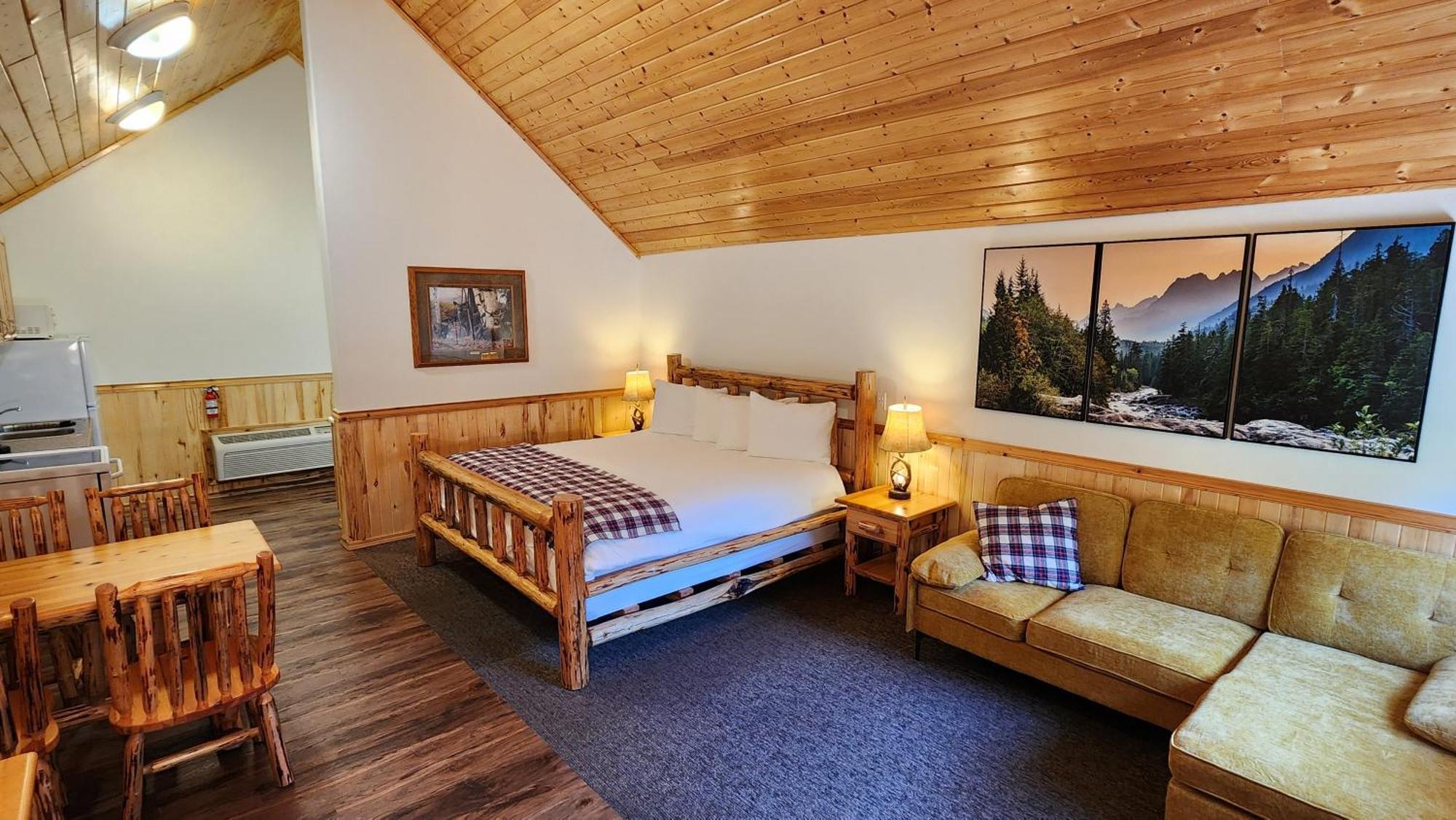 Beargrass Lodging & Rv Resort Hungry Horse 외부 사진
