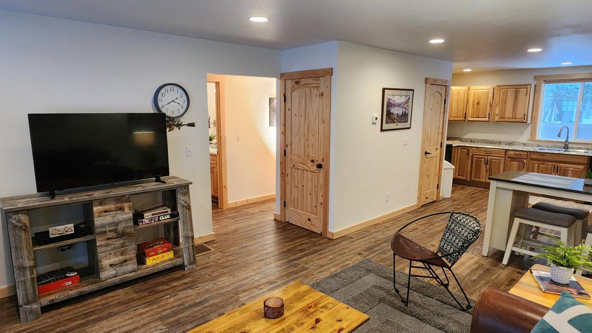 Beargrass Lodging & Rv Resort Hungry Horse 외부 사진